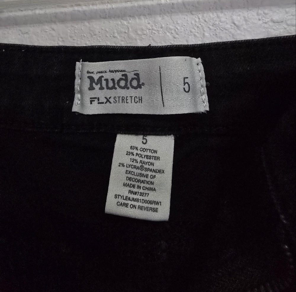 Mudd FLX Stretch Black Denim Shorts